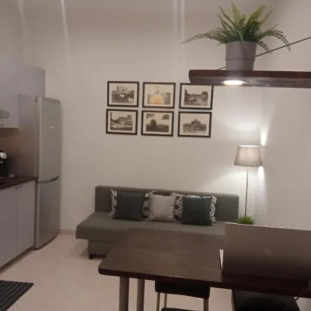 Apartment Fontana Di Trevi - Historic Center Apartment *