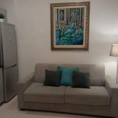 Fontana Di Trevi - Historic Center Apartment Рим